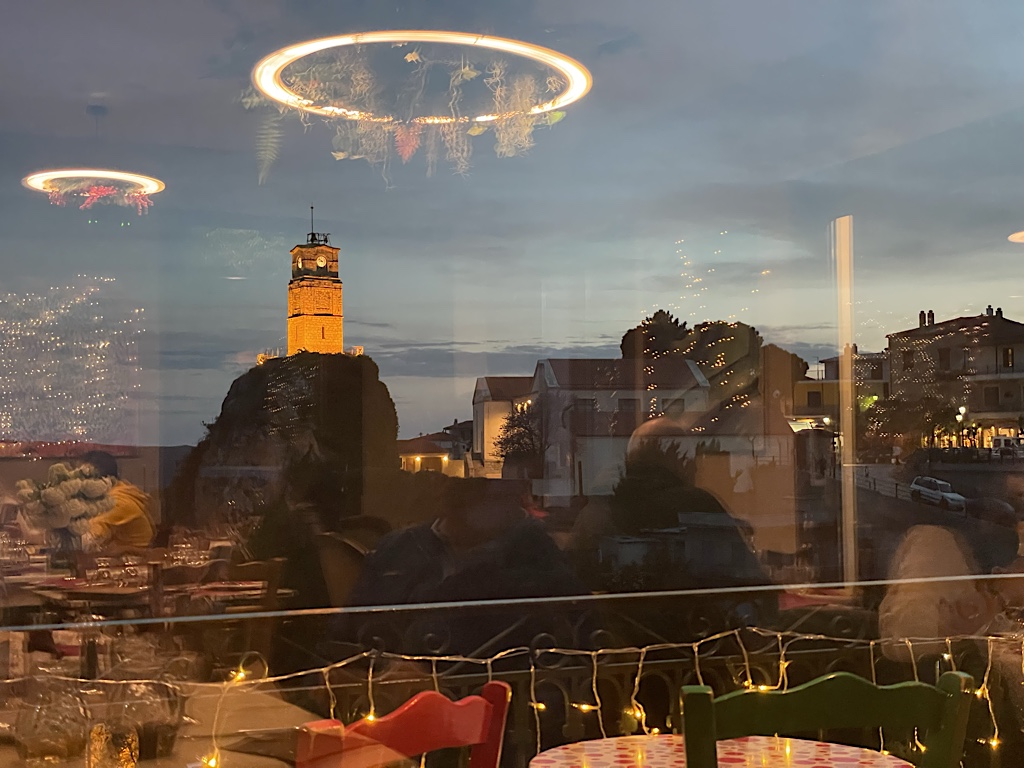 Alien spacecraft arrived that evening.