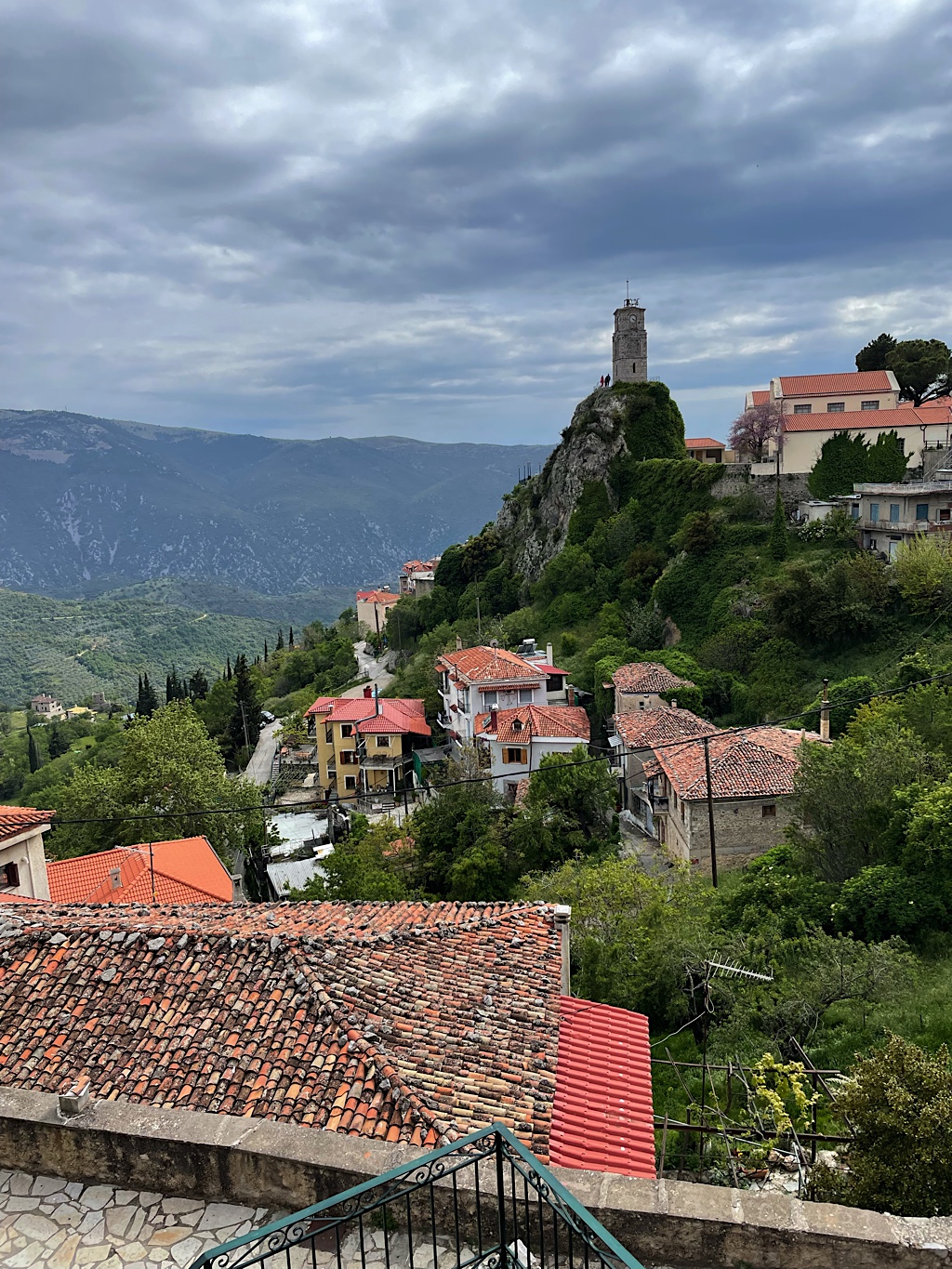 A classic view of Arachova