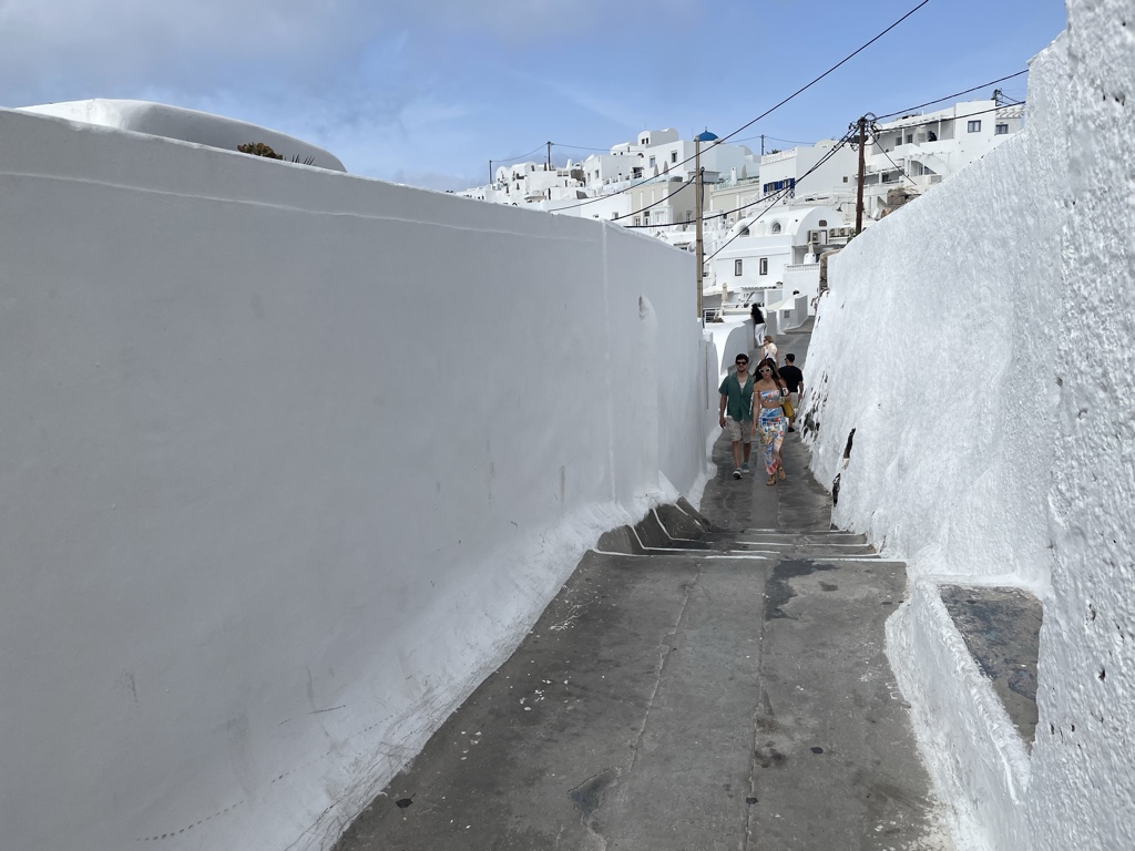 Lots of the first part of the trail is a narrow walkway between whitewashed buildings.