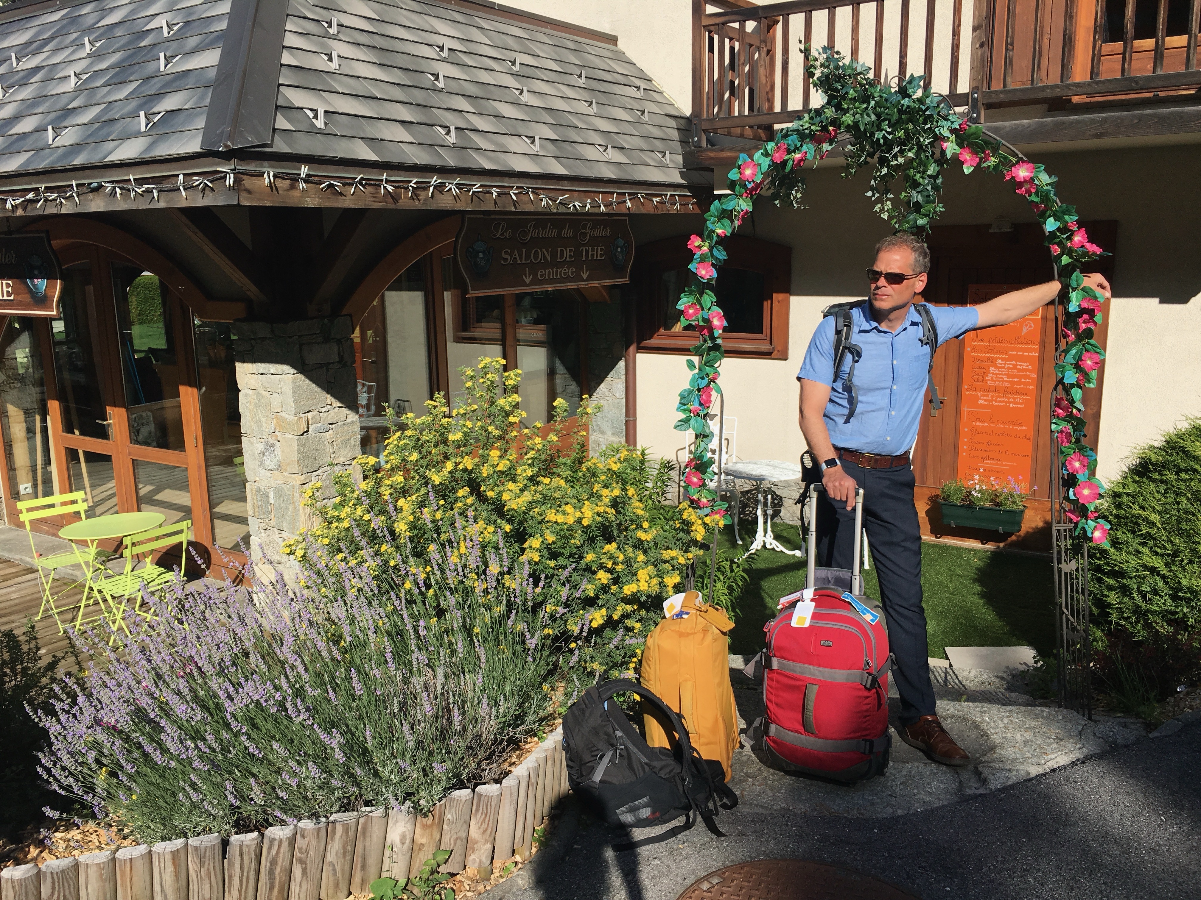 Waiting for the Alpybus.