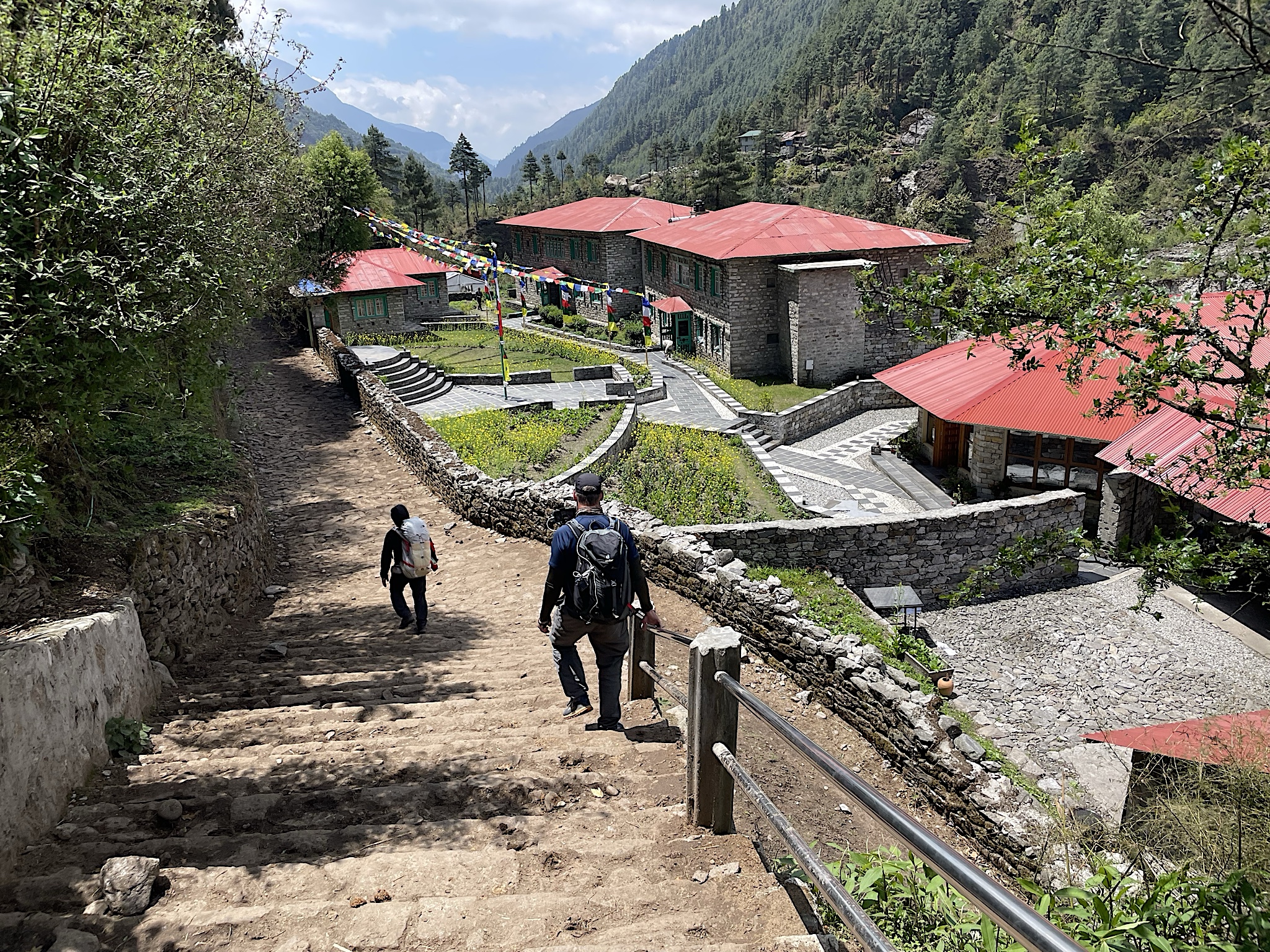 We broke for lunch at the Mountain Lodge in Phakding, where we’d spent our first night.